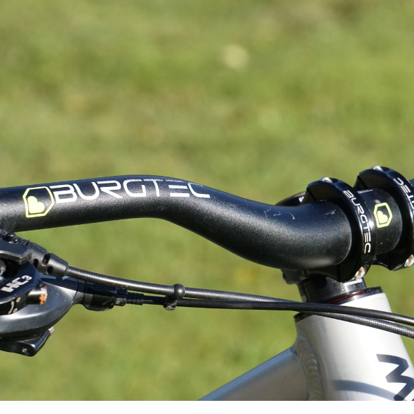 新品未使用Φ35㎜BURGTEC RIDE WIDE CARBON ENDURO Burgtec Handlebar Ride Wide Enduro 35mm / 800mm / Carbon